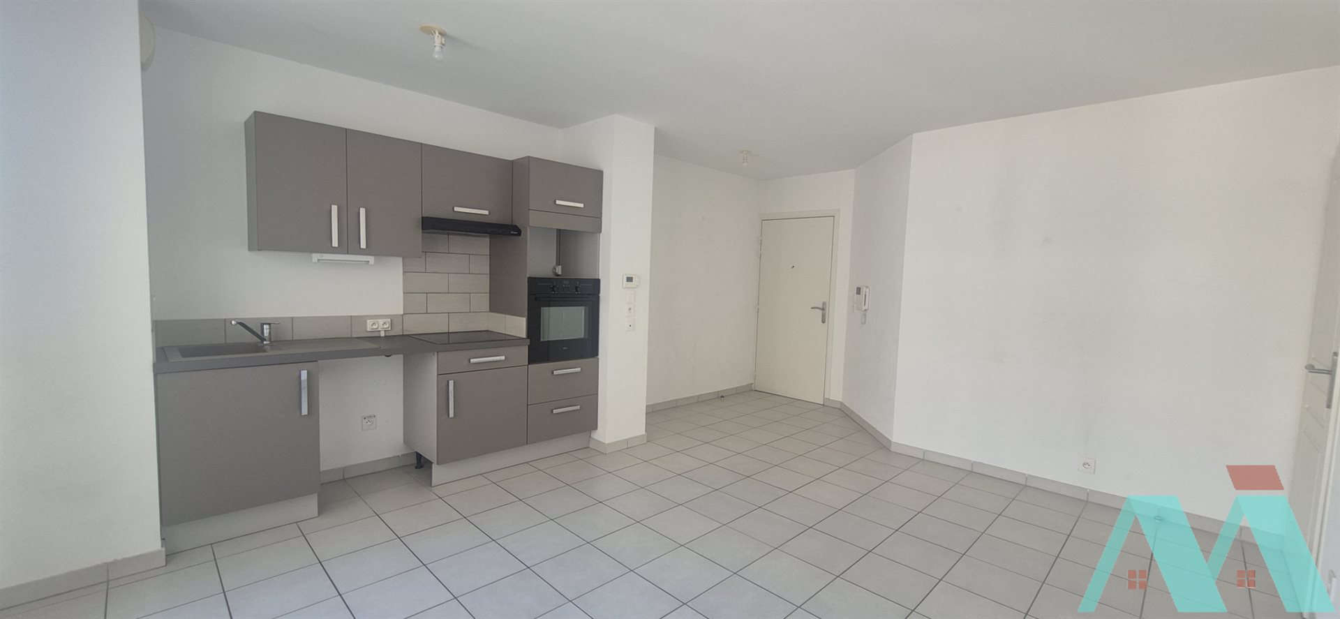 Appartement à louer, 40m², Marseille 5ème