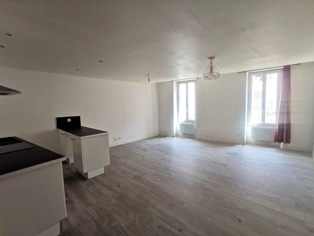 Appartement à louer, 67m², Le Muy
