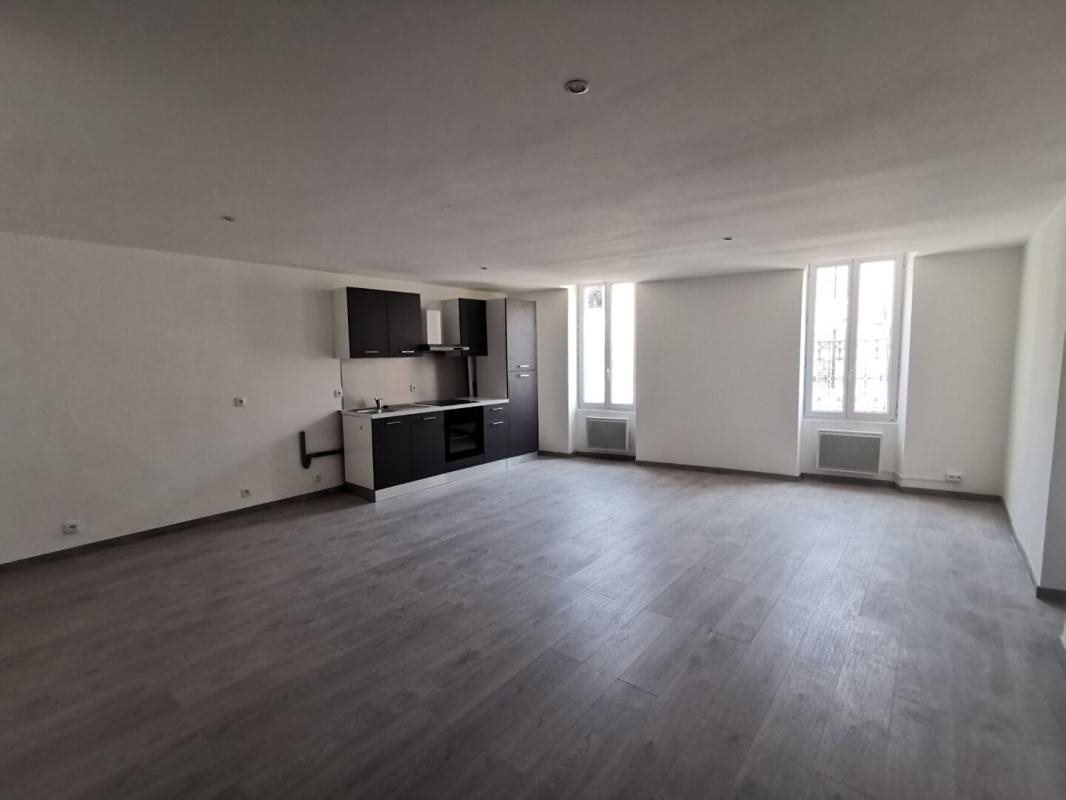 Appartement à louer, 69m², Le Muy