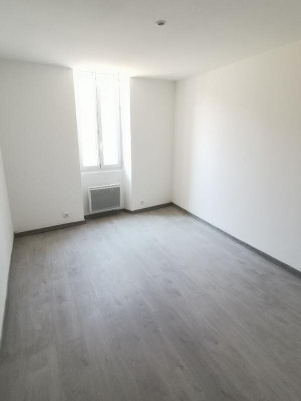Appartement à louer, 69m², Le Muy