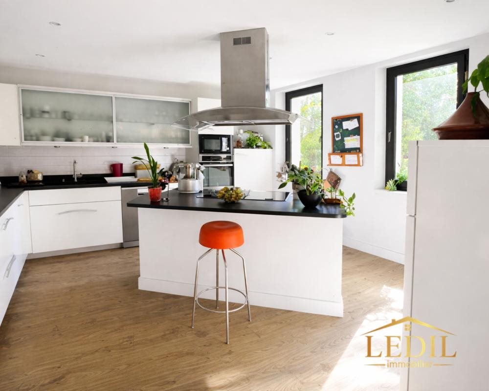 Maison à vendre, 278m², Moissac