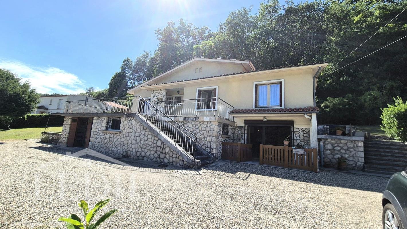 Maison à vendre, 110m², Bon-Encontre