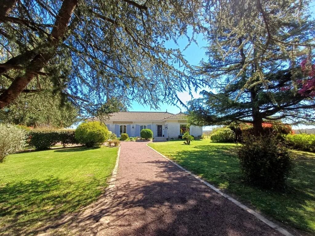Maison à vendre, 168m², Courpignac