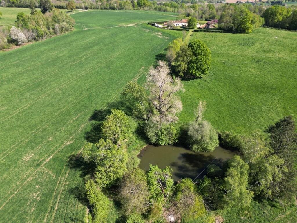 Maison à vendre, 266m², Rouzède