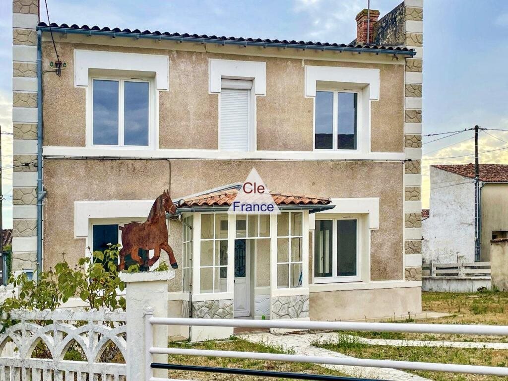 Maison à vendre, 5m², Les Touches-de-Périgny