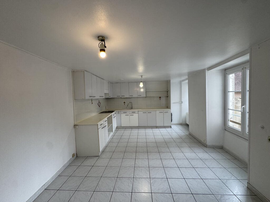 Appartement à vendre, 175m², Montmorillon