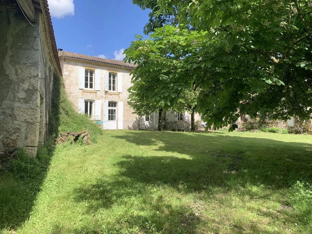 Maison à vendre, 123m², Sainte-Foy-la-Grande