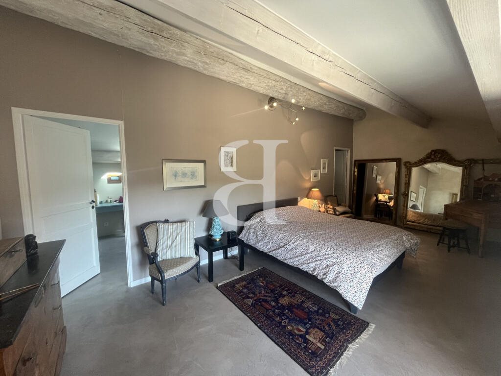 Appartement à vendre, 300m², Carpentras