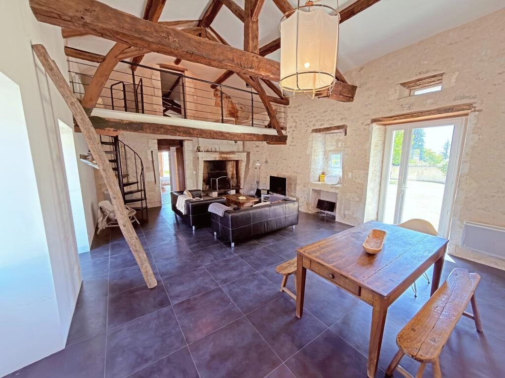 Maison à vendre, 147m², Verteillac