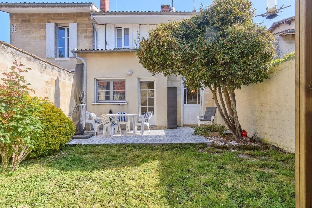 Maison à vendre, 3m², Langon