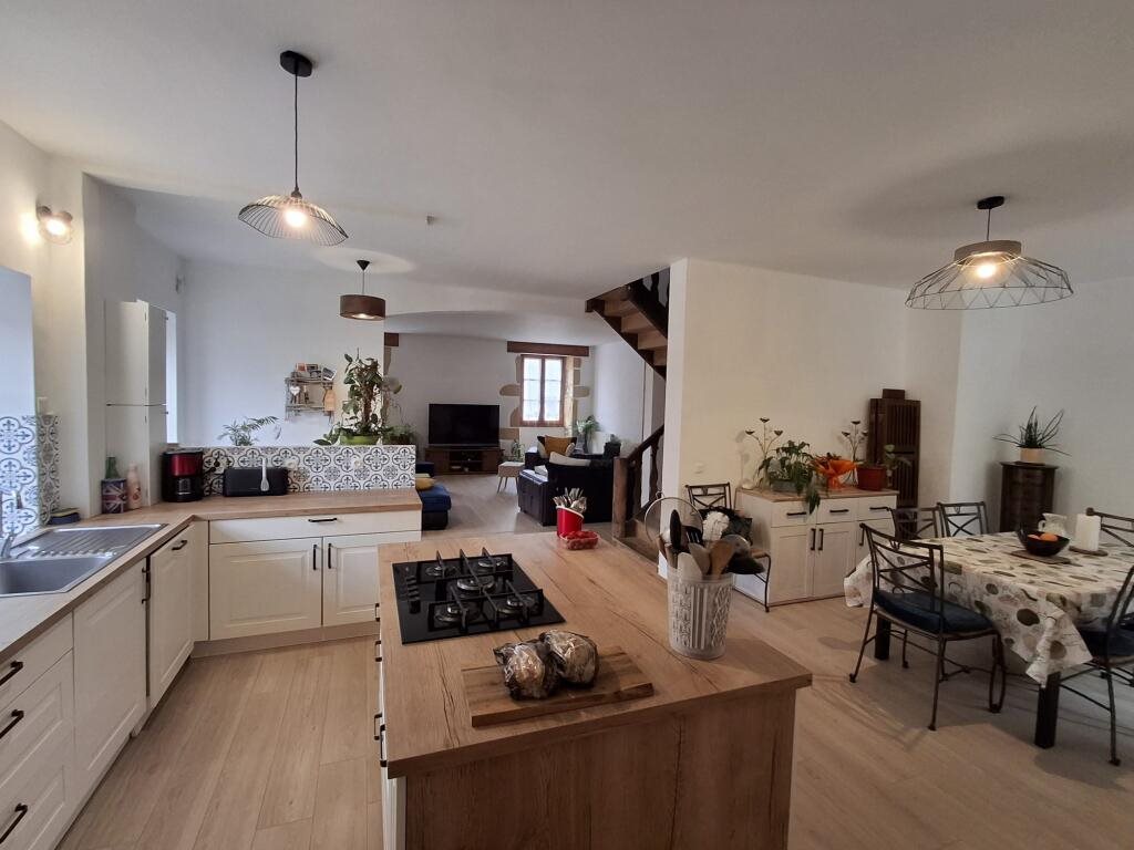 Maison à vendre, 187m², Monpazier