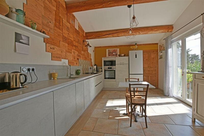 Maison à vendre, 4m², Uzès