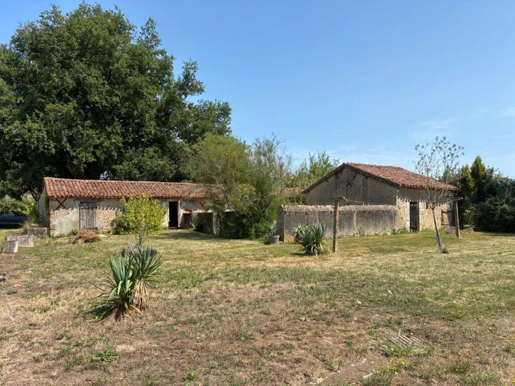 Maison à vendre, 98m², Lathus-Saint-Rémy