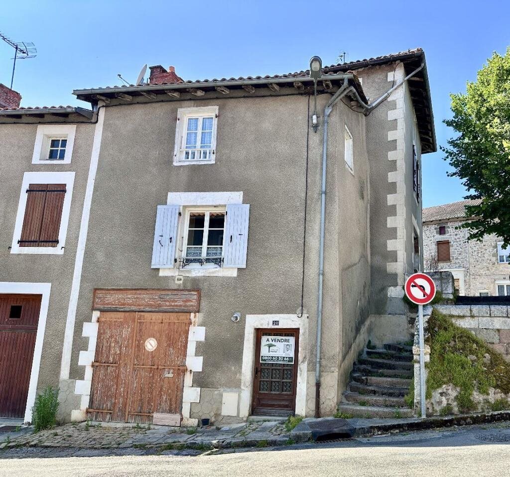 Maison à vendre, 2m², Chabanais