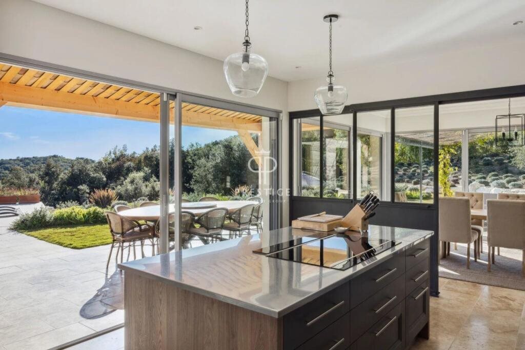 Maison à vendre, 6m², Roquefort-les-Pins