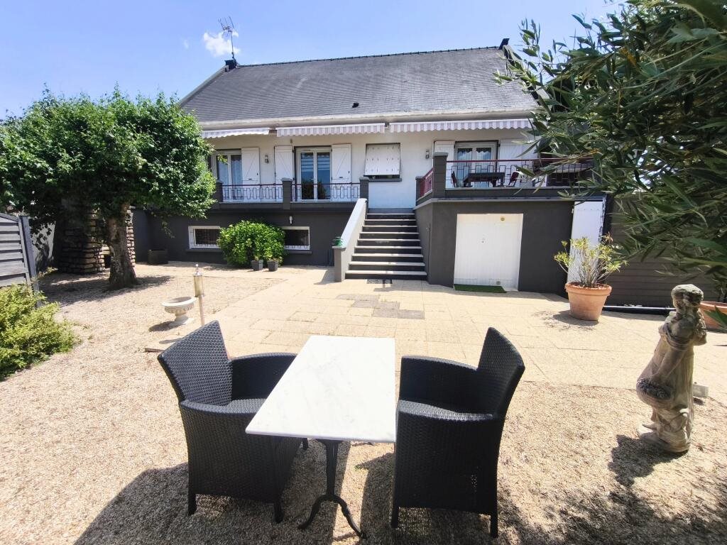 Maison à vendre, 209m², Parthenay
