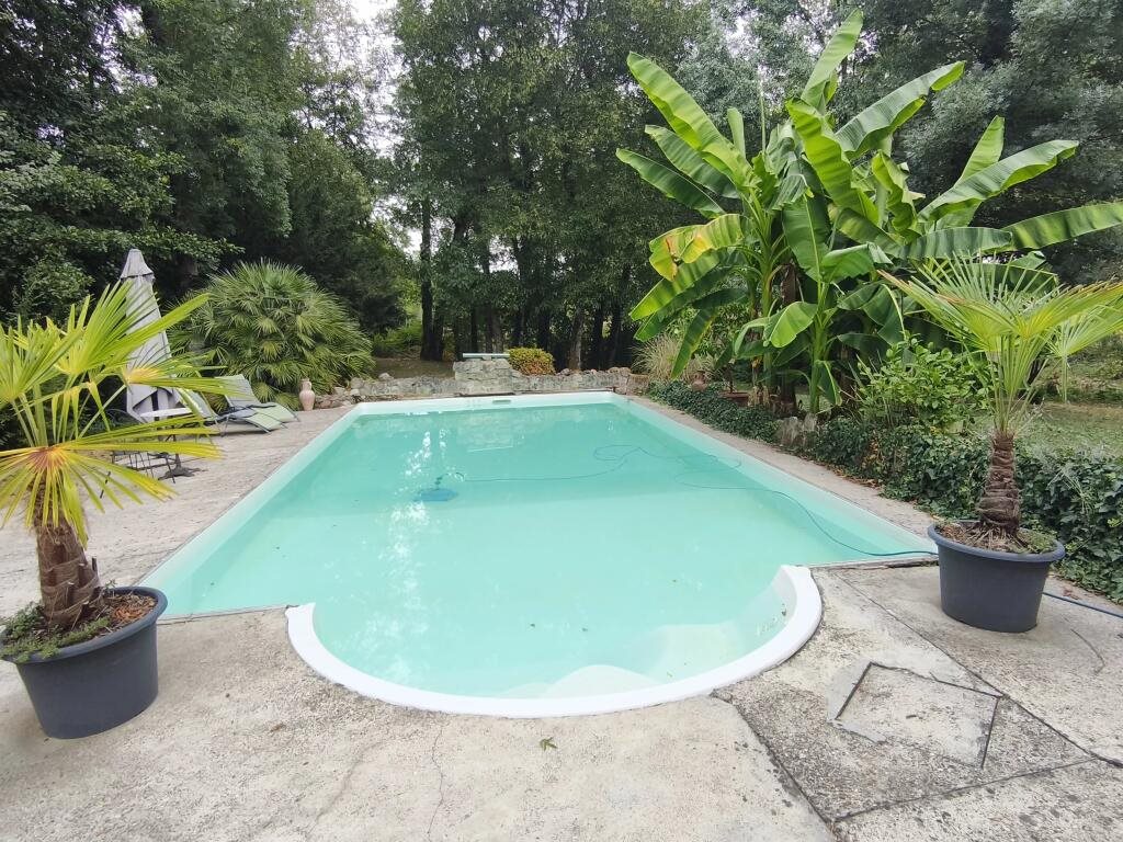 Maison à vendre, 407m², Varès