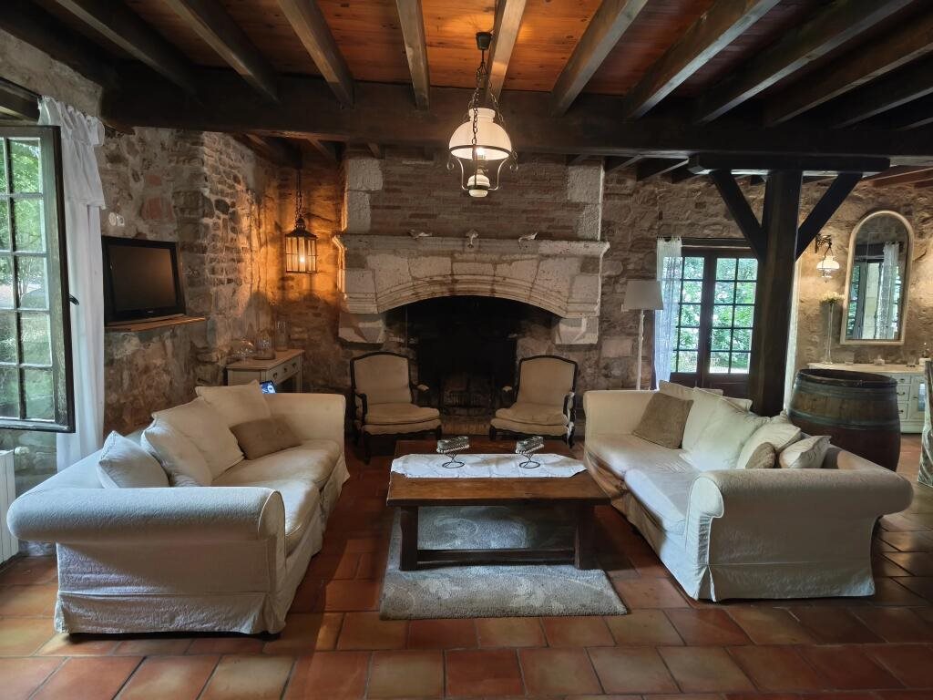 Maison à vendre, 407m², Varès