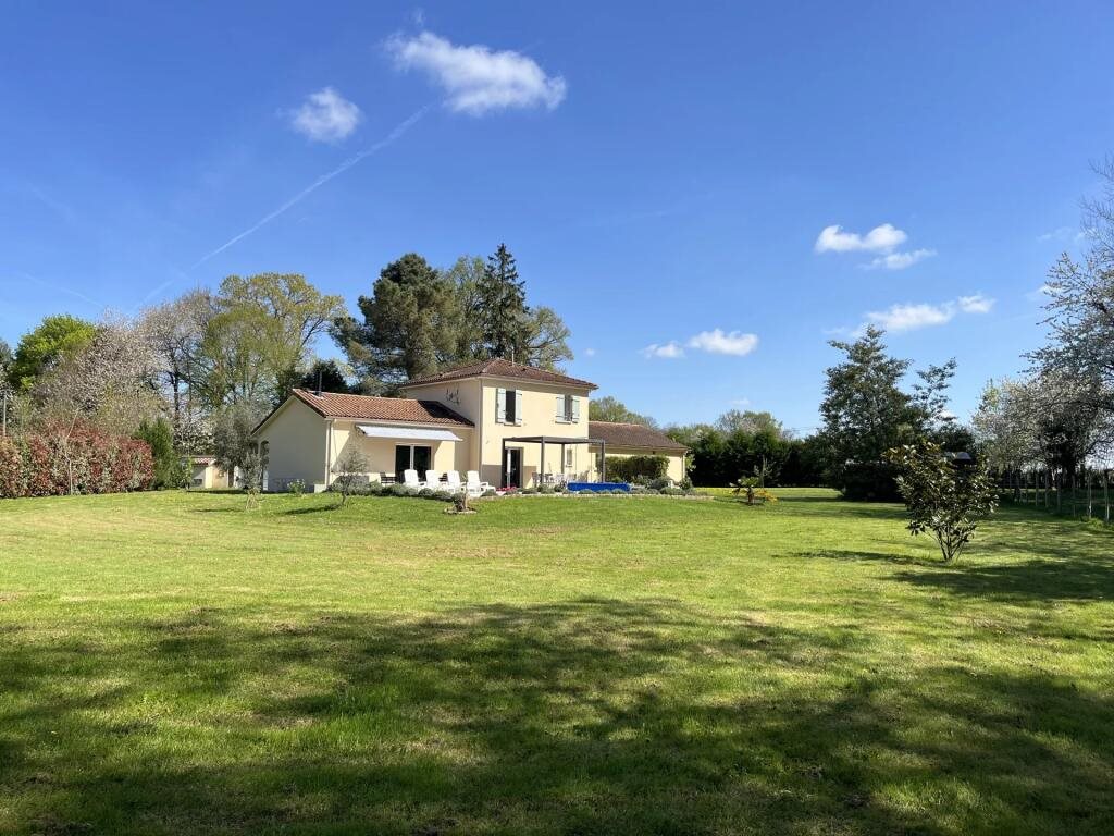 Maison à vendre, 144m², Nantiat