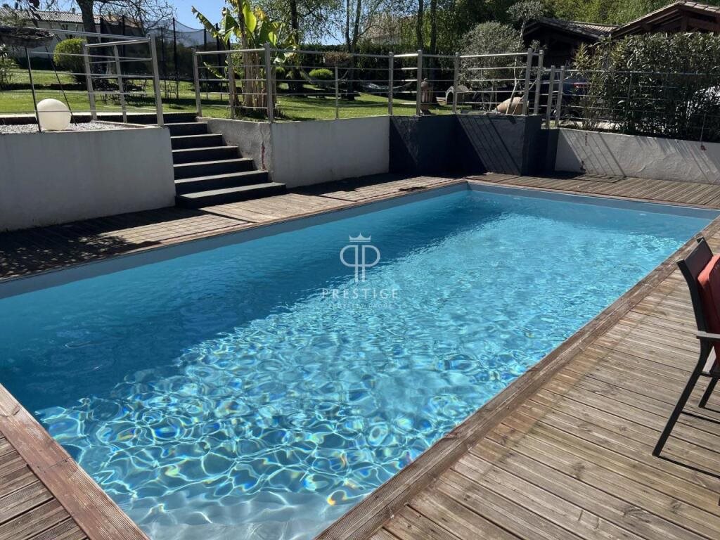 Maison à vendre, 437m², La Roche-Chalais