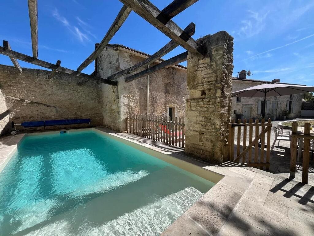 Maison à vendre, 132m², Villefagnan