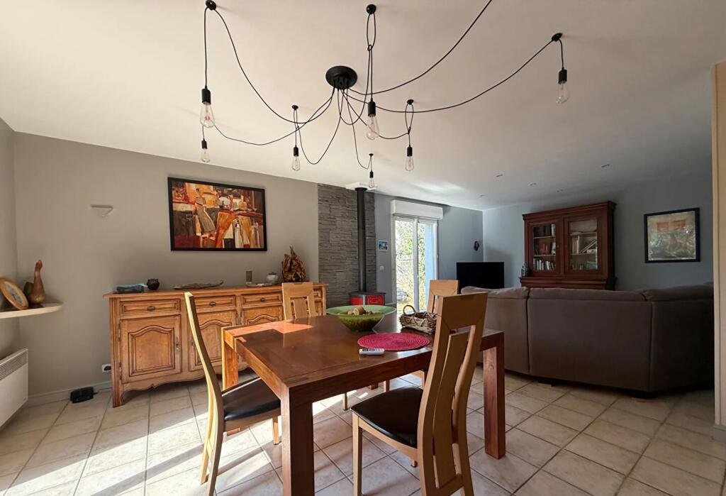 Maison à vendre, 2m², Feuguerolles-Bully