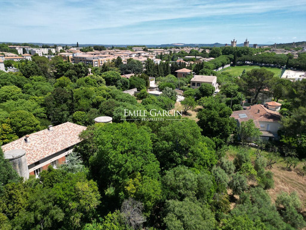 Maison à vendre, 3m², Uzès