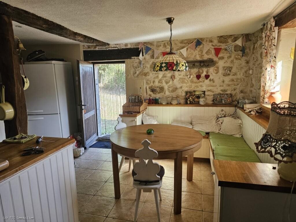 Maison à vendre, 2m², Champagne-Mouton