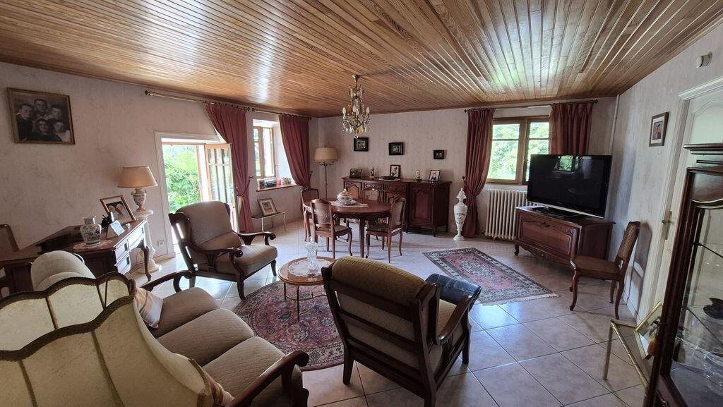 Maison à vendre, 2m², Piégut-Pluviers
