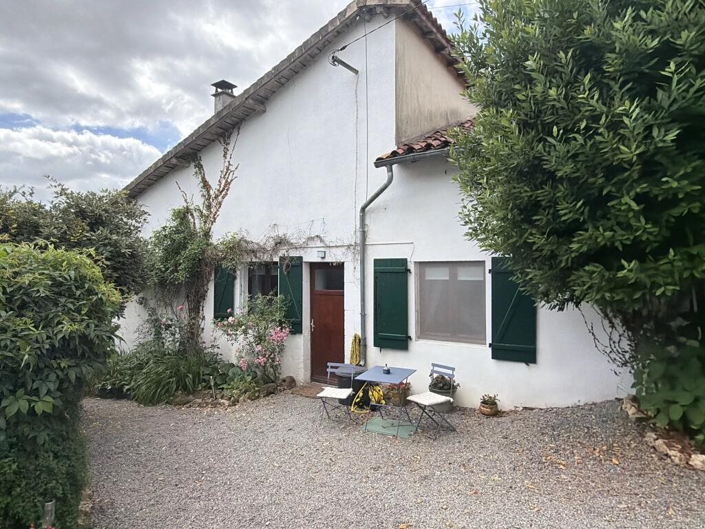 Maison à vendre, 98m², Chasseneuil-sur-Bonnieure