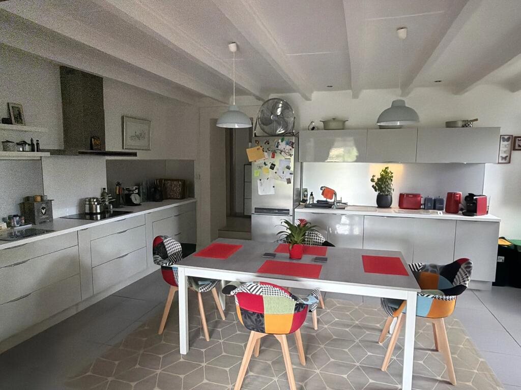 Maison à vendre, 98m², Chasseneuil-sur-Bonnieure