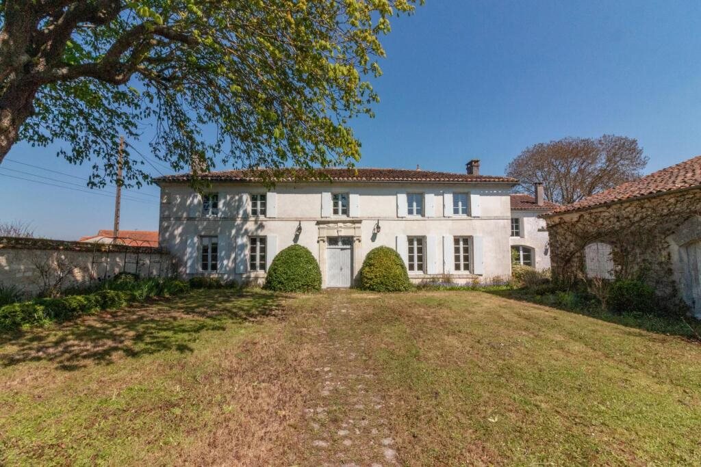 Maison à vendre, 346m², Segonzac