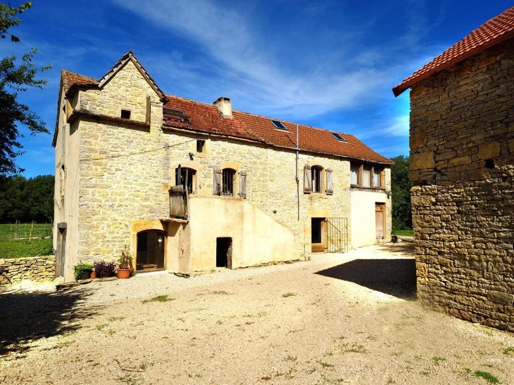 Maison à vendre, 3m², Caylus