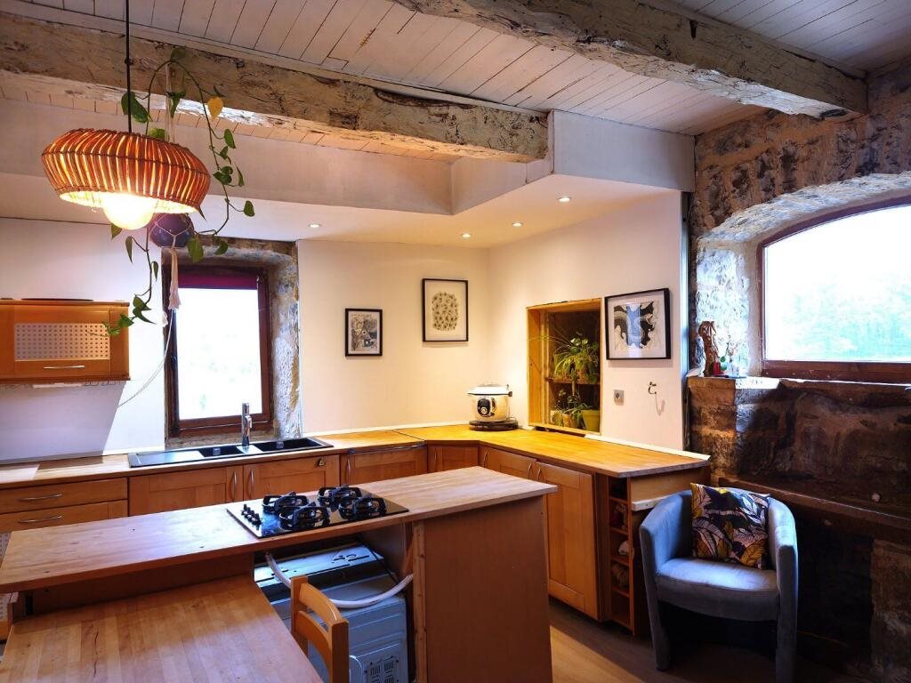 Maison à vendre, 3m², Caylus