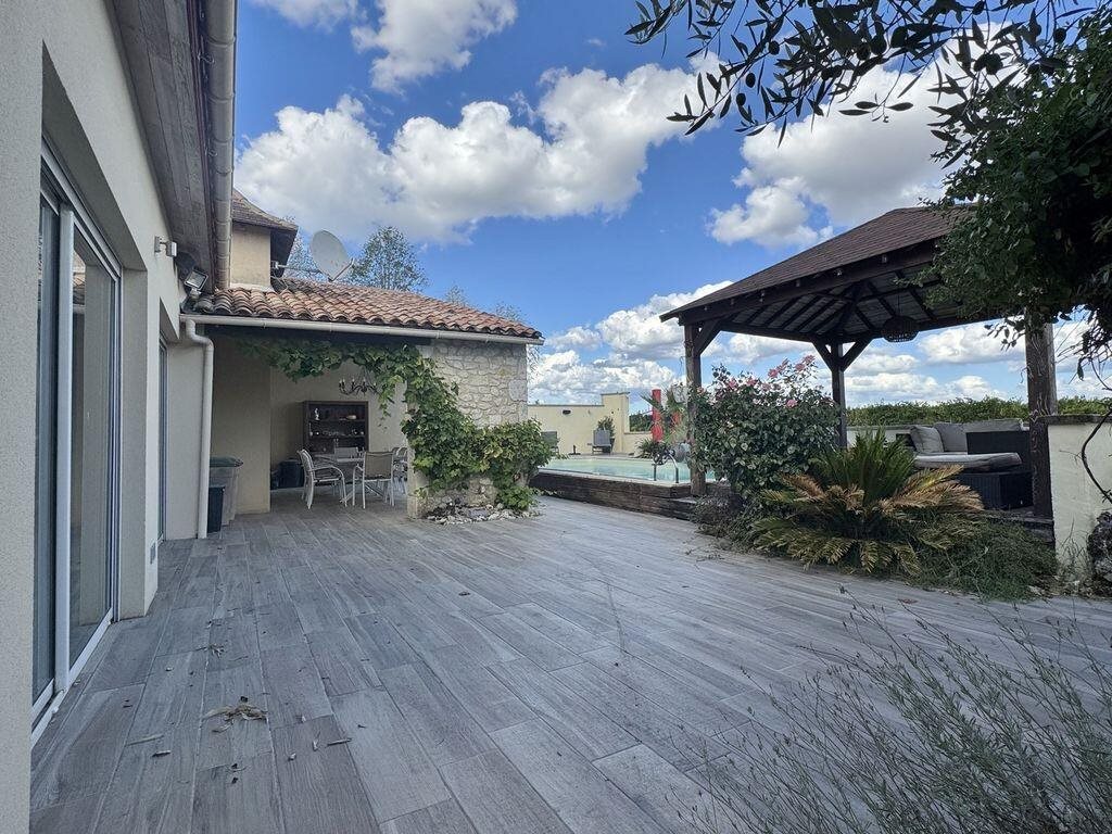 Maison à vendre, 4m², Pomport