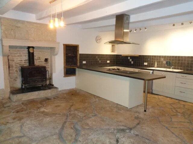 Maison à vendre, 248m², Brux