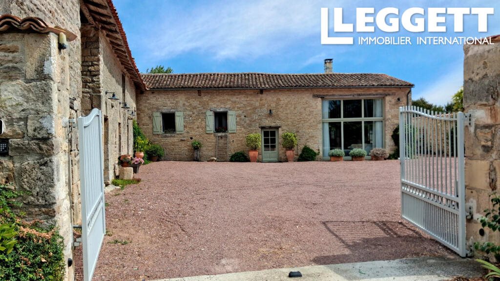 Maison à vendre, 201m², Paizay-Naudouin-Embourie