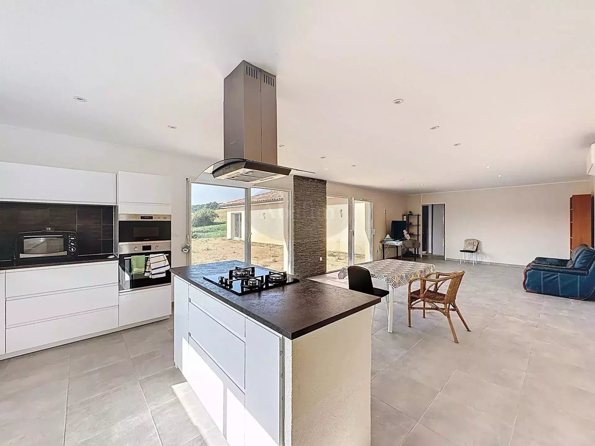Maison à vendre, 146m², Villecomtal-sur-Arros