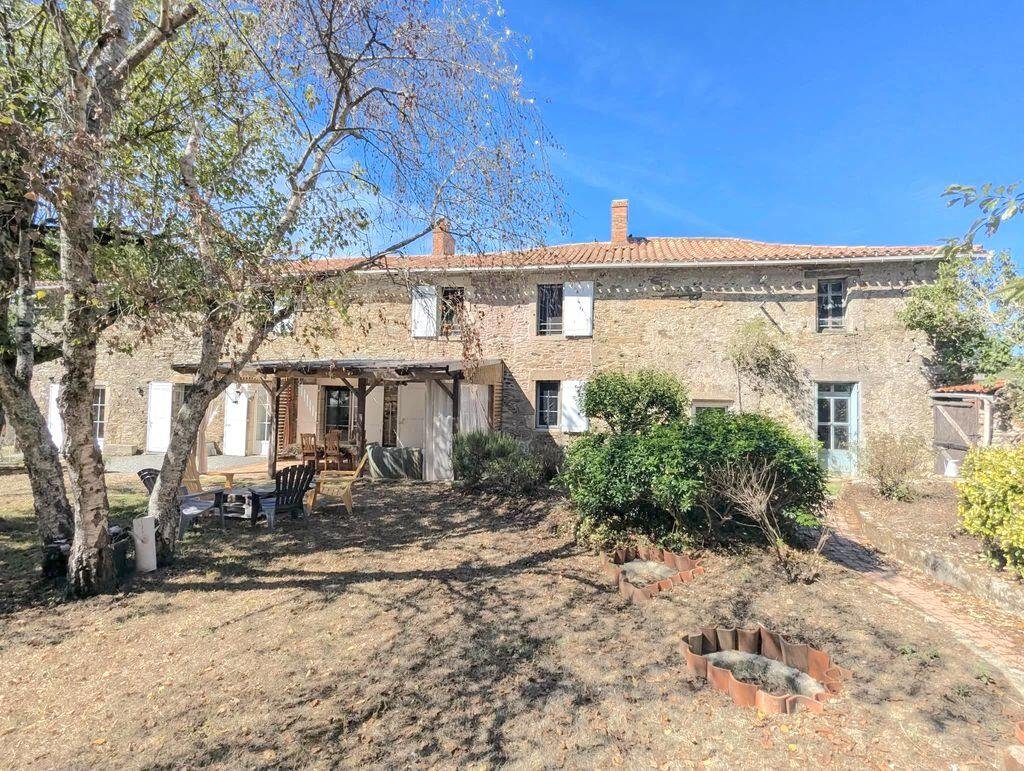 Maison à vendre, 4m², Vendrennes
