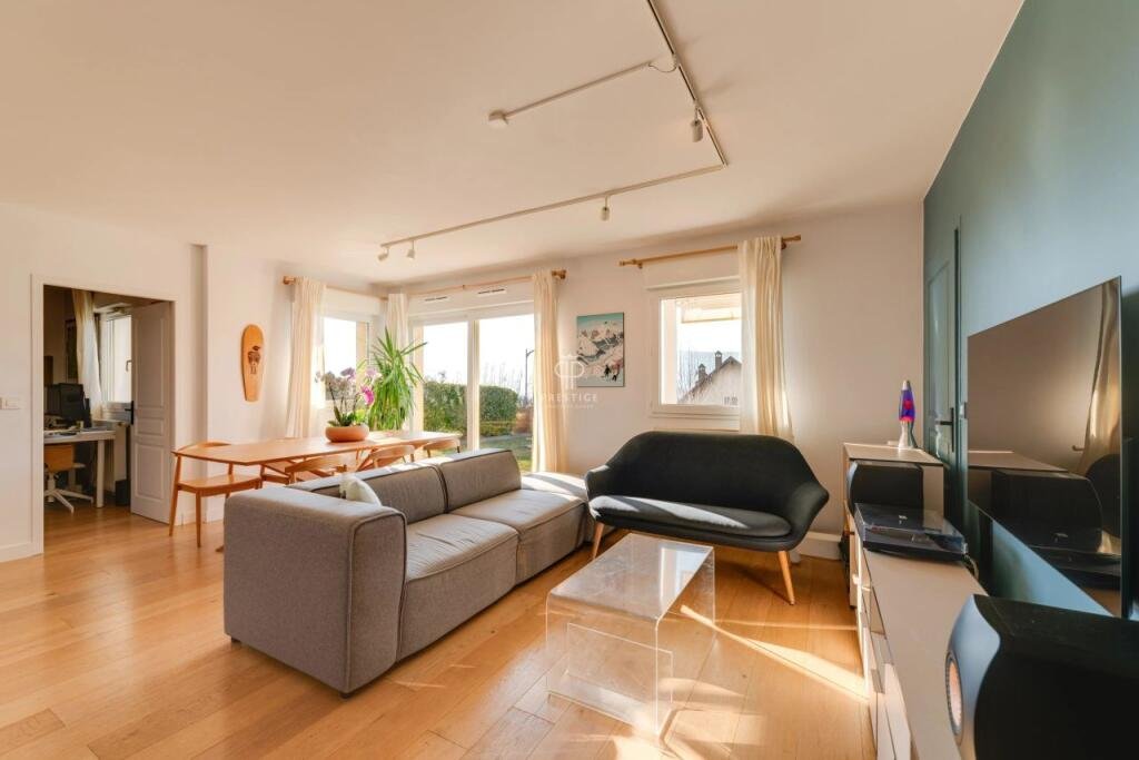 Appartement à vendre, 95m², Veyrier-du-Lac
