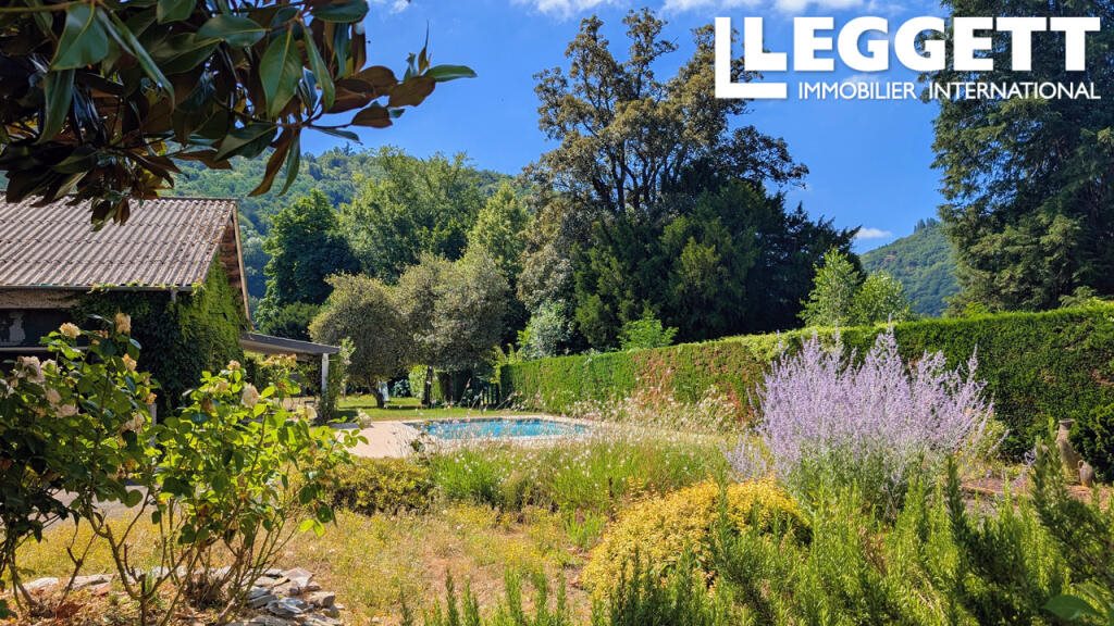 Maison à vendre, 354m², Brassac