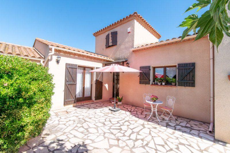 Maison à vendre, 3m², Vinassan