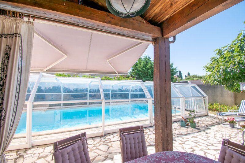 Maison à vendre, 3m², Vinassan