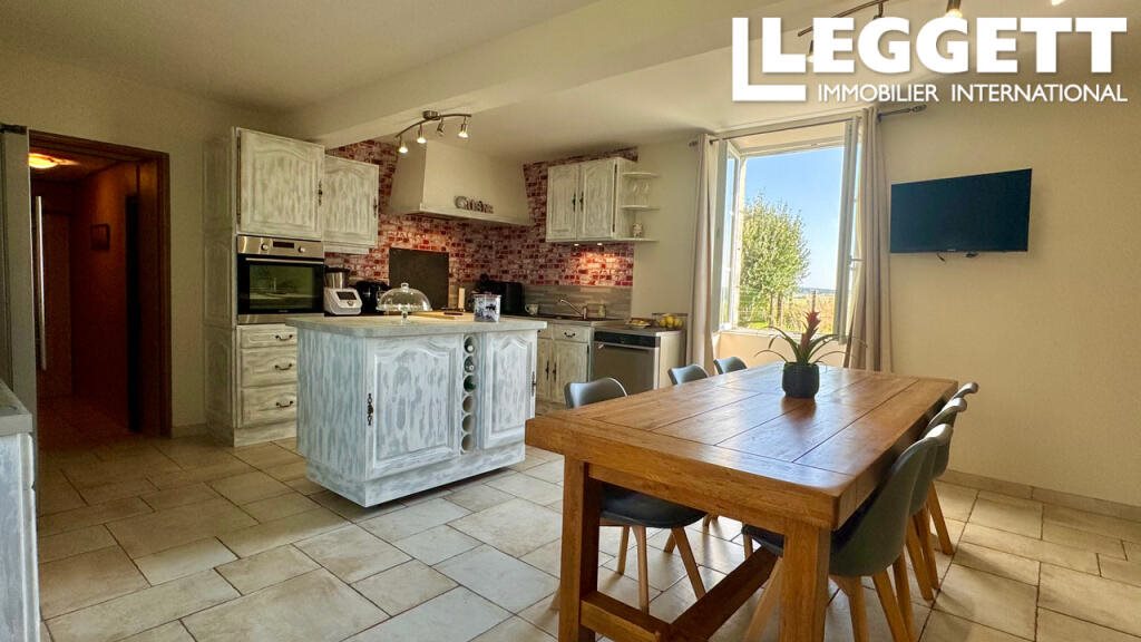 Maison à vendre, 140m², Saint-Gervais-les-Trois-Clochers