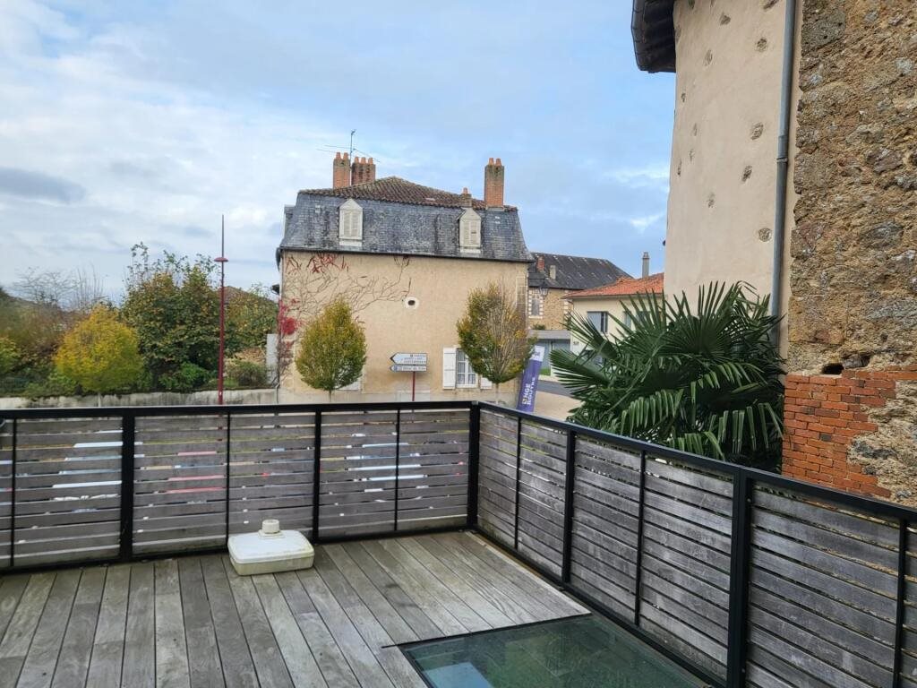 Maison à vendre, 220m², Rochechouart