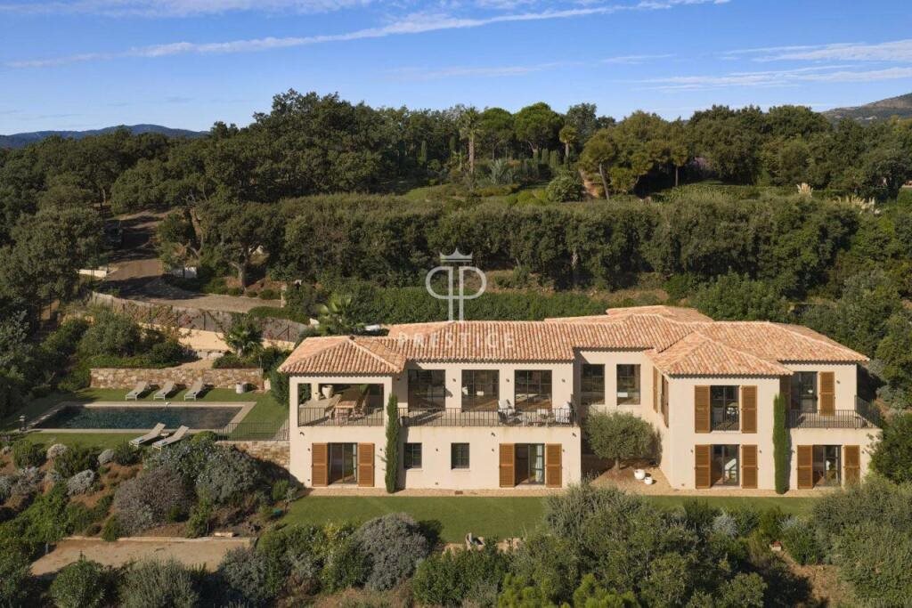 Maison à vendre, 312m², Grimaud