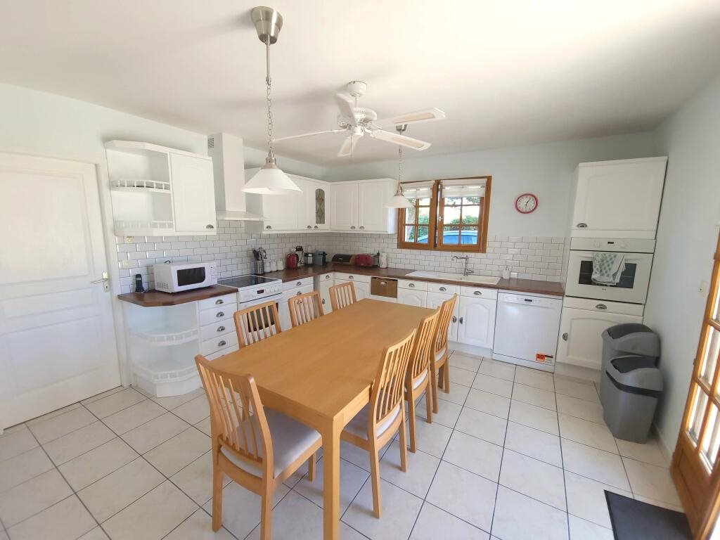 Maison à vendre, 121m², Montpon-Ménestérol