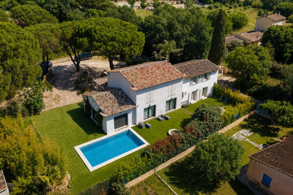 Maison à vendre, 300m², Grimaud