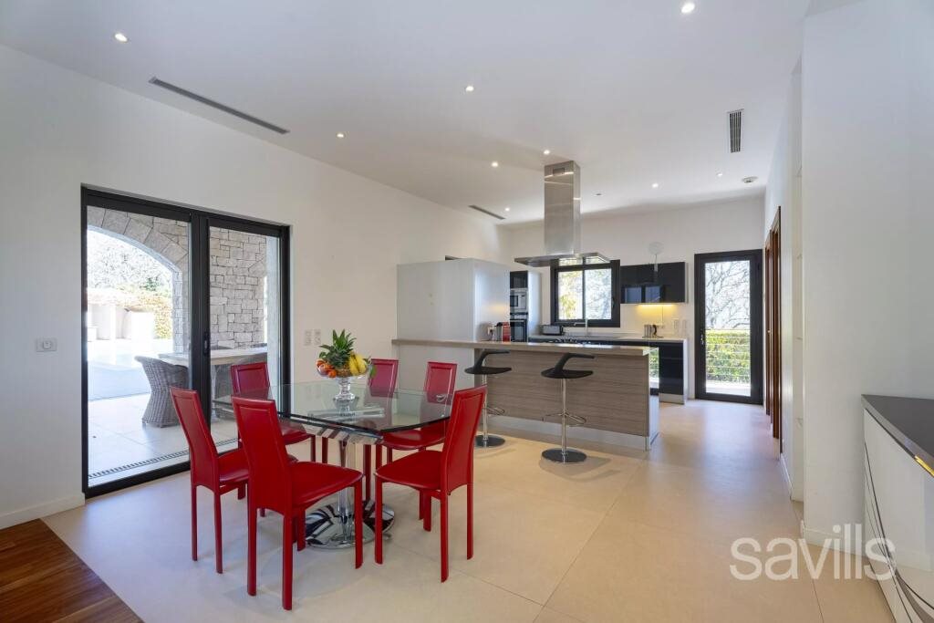 Maison à vendre, 321m², Tourrettes