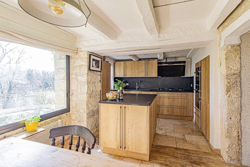 Maison à vendre, 220m², Lalbenque
